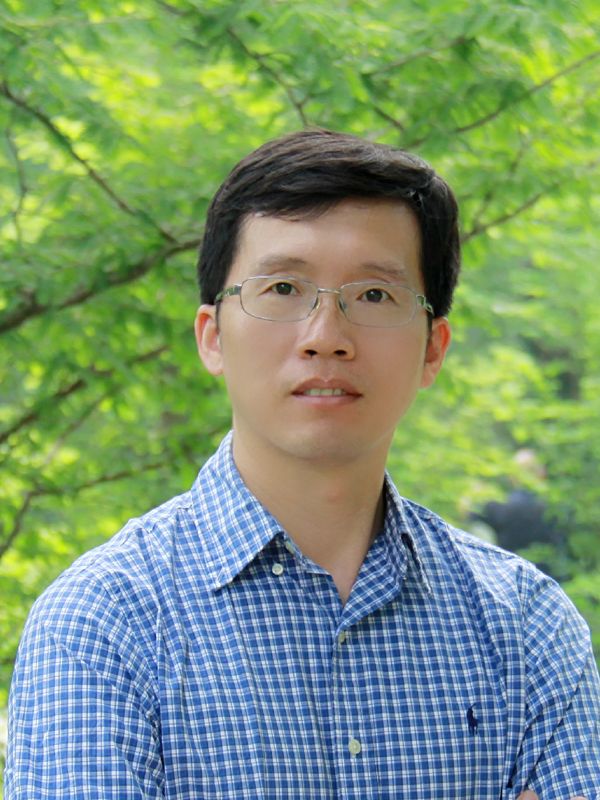 星空网页版创新论坛第六百二十九讲（“弘扬爱国奋斗精神、建功立业新时代”系列活动)：叶绿素合成的光调控机制