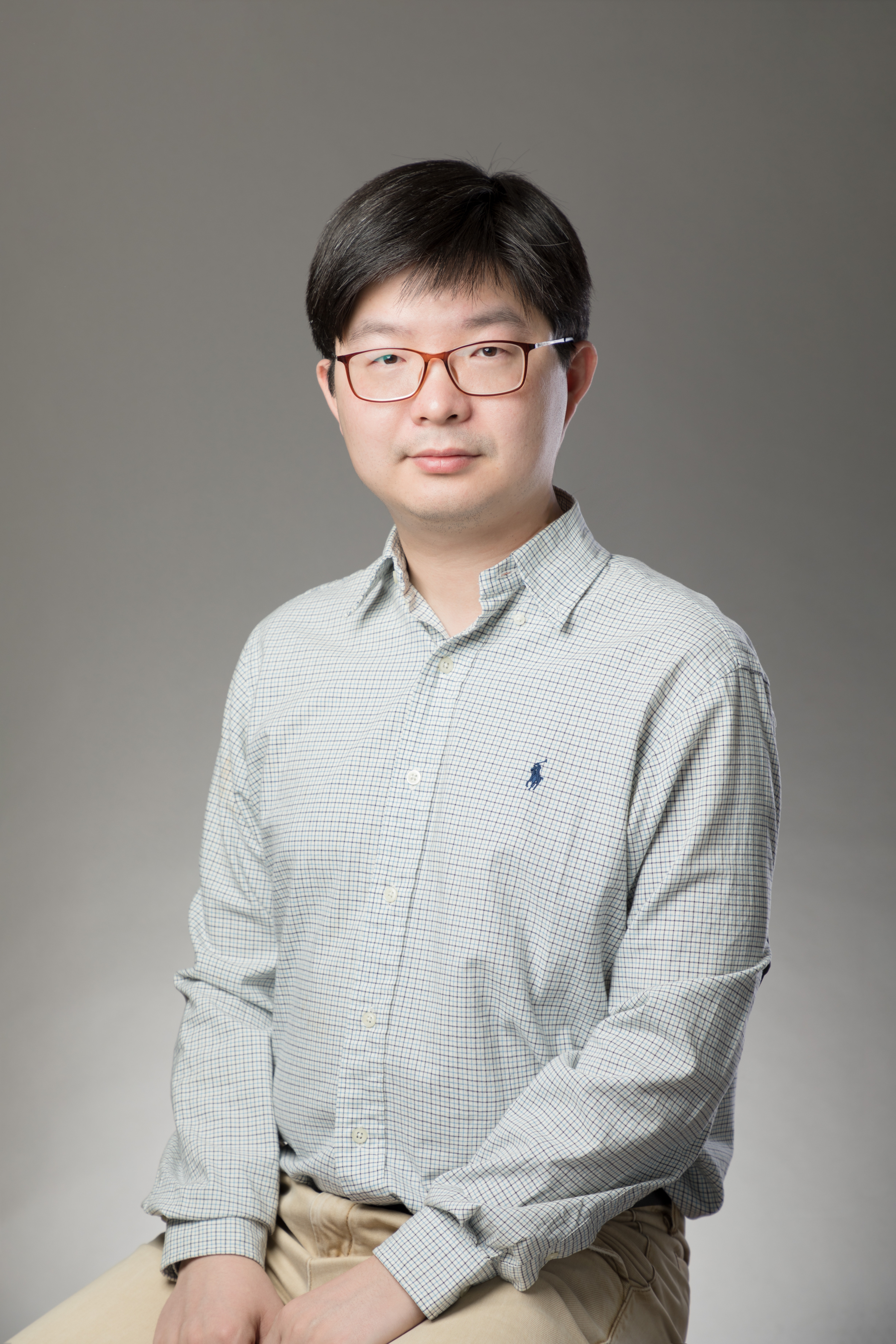 星空网页版创新论坛第一千六百五十三讲：On the Painleve II hierarchy and  their applications